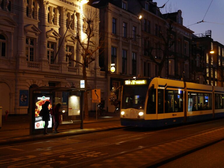 Achieving HMO Success: How Location Drives Profitability and Tenant Satisfaction